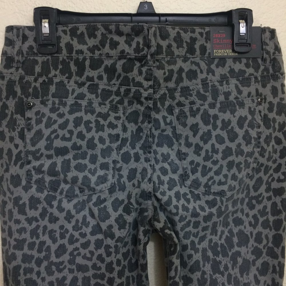 Forever 21 Skinny Ankle Jeans Animal Print NWT - Picture 8 of 12